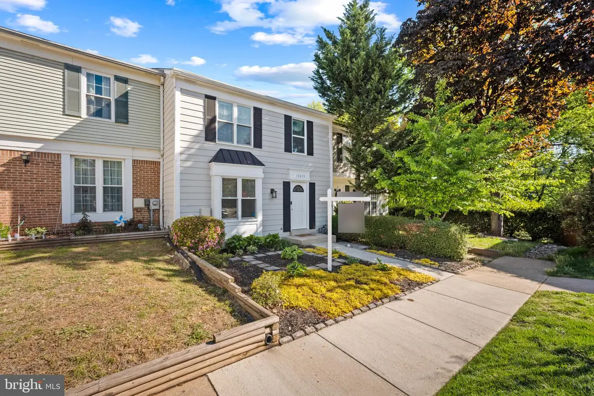 13015 Country Ridge Dr, Germantown, MD 20874 - #1