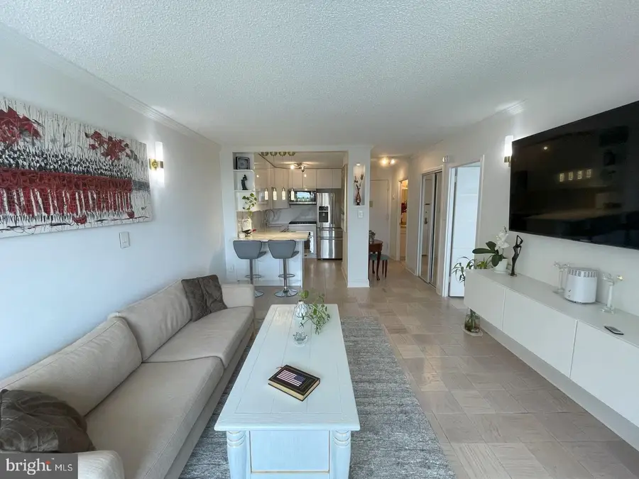 5225 Pooks Hill Rd #715n, Bethesda, MD 20814 - #2