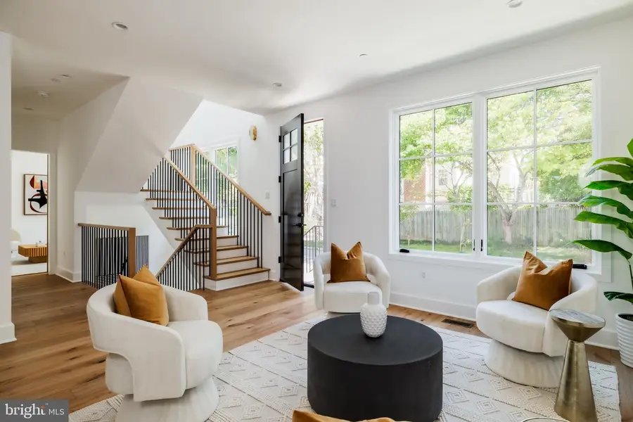 6970 West Ave, Chevy Chase, MD 20815 - #3