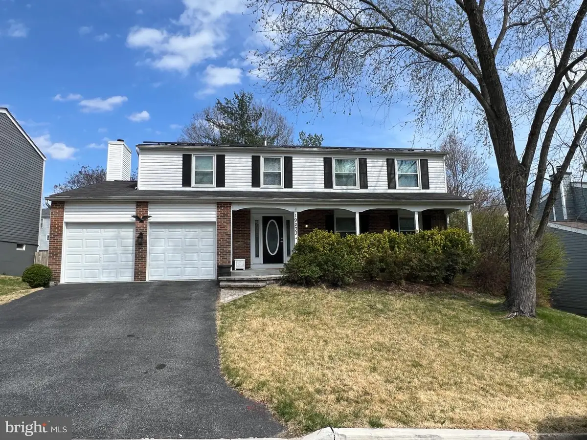 19233 Gunnerfield Ln, Germantown, MD 20874 - #1