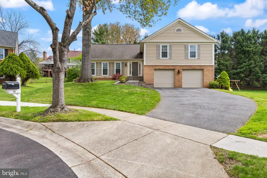6 Chancelet Ct, Rockville, MD 20852 - #2