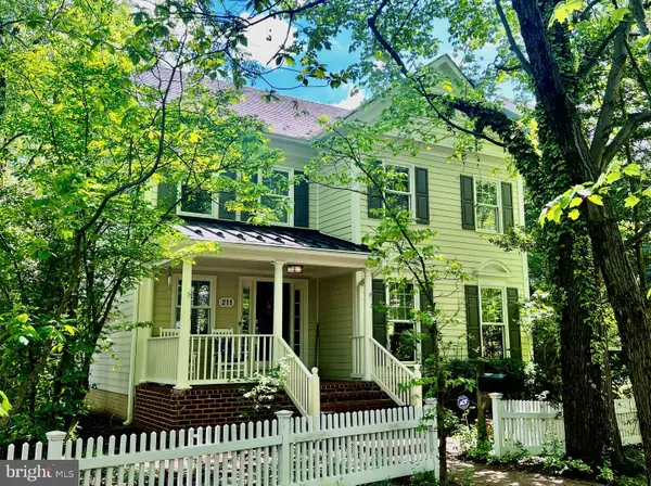 211 Holmard St, GAITHERSBURG, MD 20878