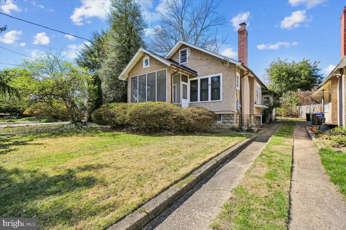 5511 Alta Vista Rd, Bethesda, MD 20814 - #1