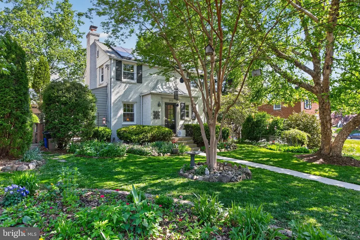 203 Baden St, Silver Spring, MD 20901 - #1