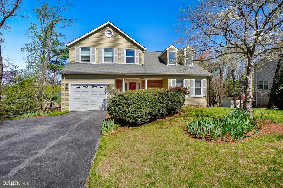 17413 Cherokee Ln, Olney, MD 20832 - #2