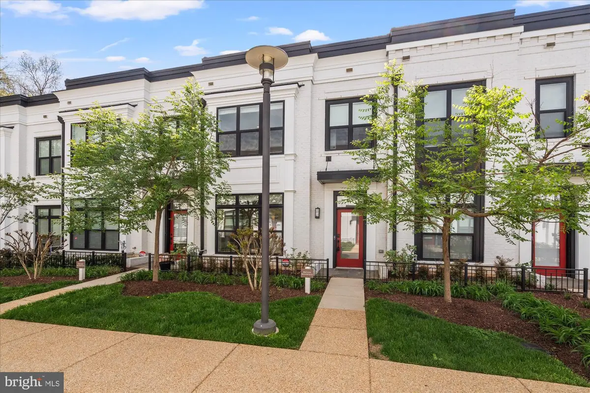 11324 Emerald Park Rd, Potomac, MD 20854 - #1