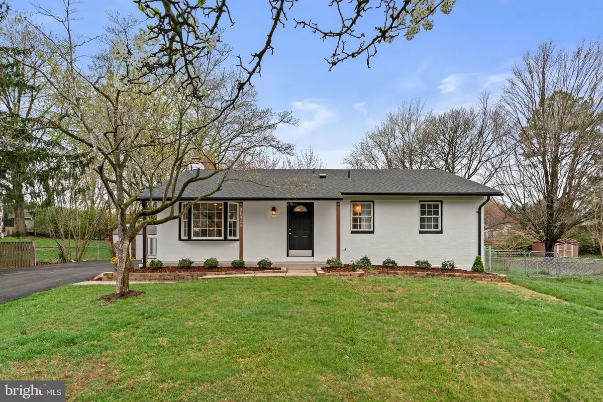 24320 Log House Rd, Gaithersburg, MD 20882 - #1