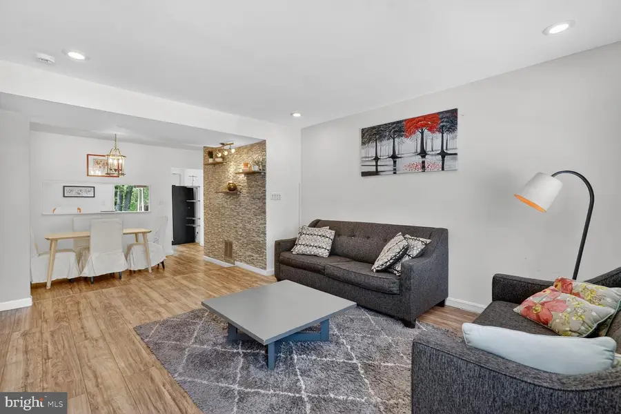 9030 Pickwick Village Ter, Silver Spring, MD 20901 - #3