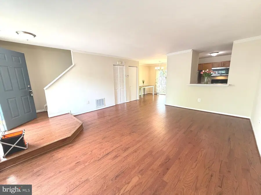 31 Stoney Point Ct, Germantown, MD 20876 - #3