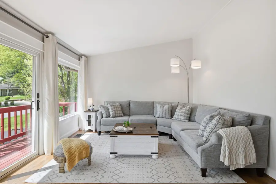 9825 Betteker Lane, Potomac, MD 20854 - #2