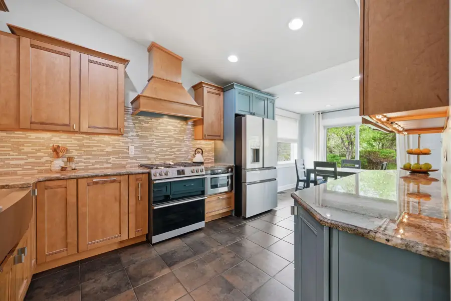 9825 Betteker Lane, Potomac, MD 20854 - #3