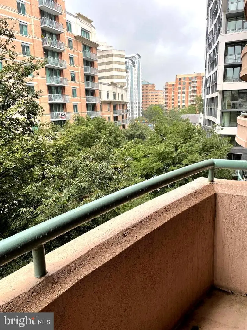 4808 Moorland Ln #409, Bethesda, MD 20814 - #1