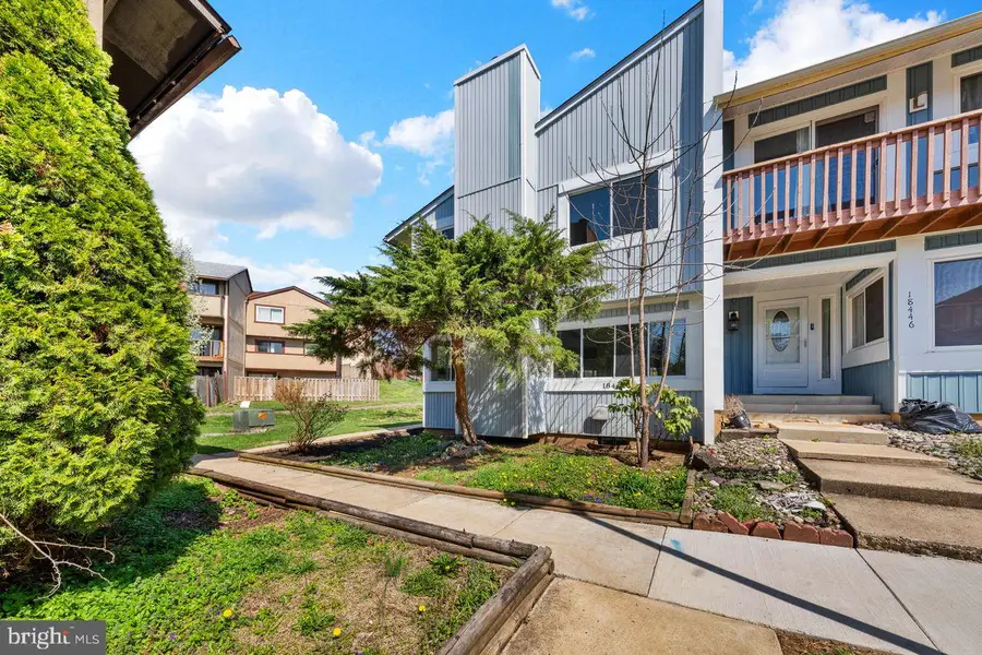 18444 Stone Hollow Dr, Germantown, MD 20874 - #3