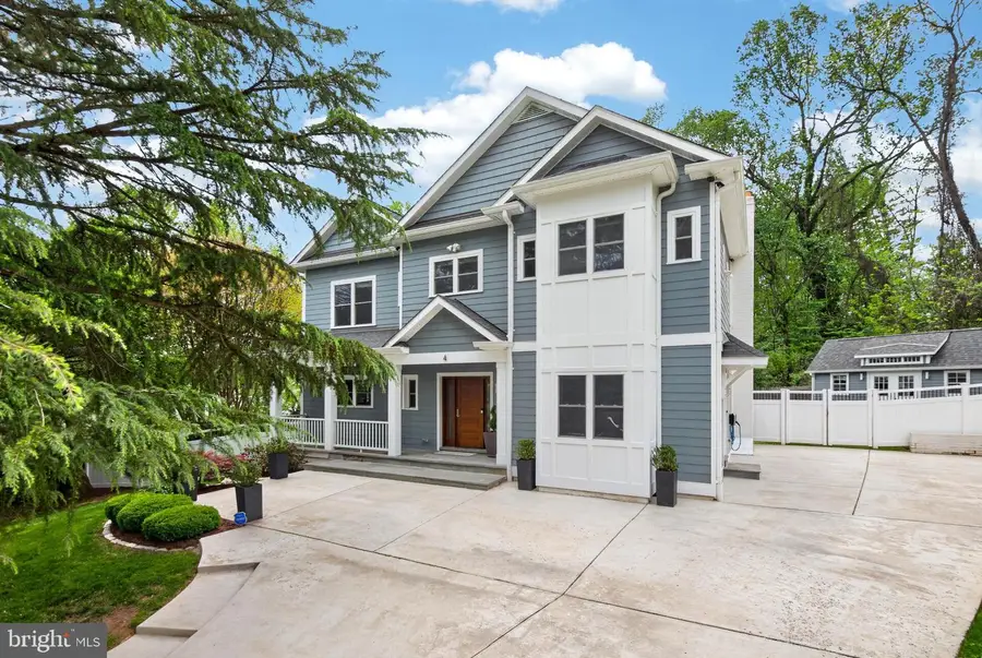 4 Orleans Ter, Kensington, MD 20895 - #2