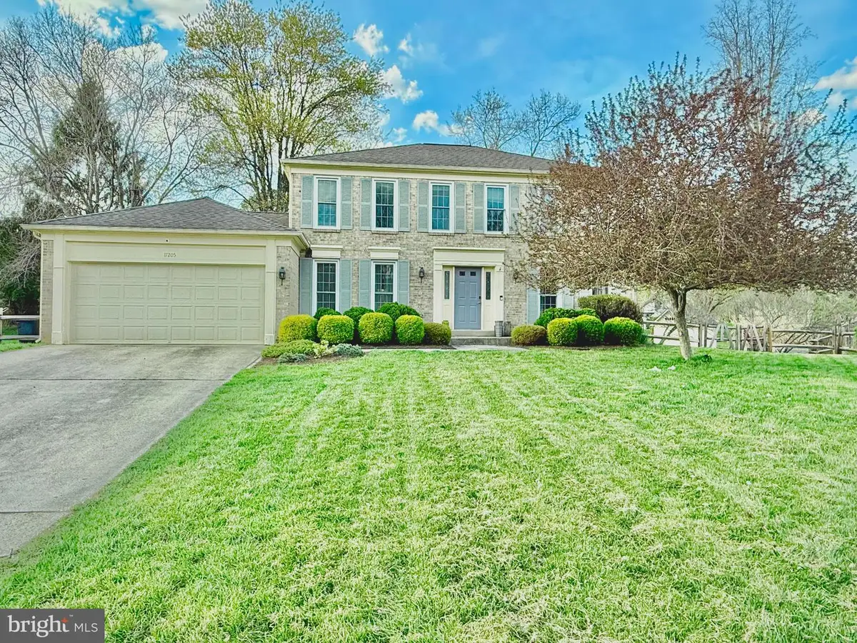 17205 Sandy Knoll Dr, Olney, MD 20832 - #1