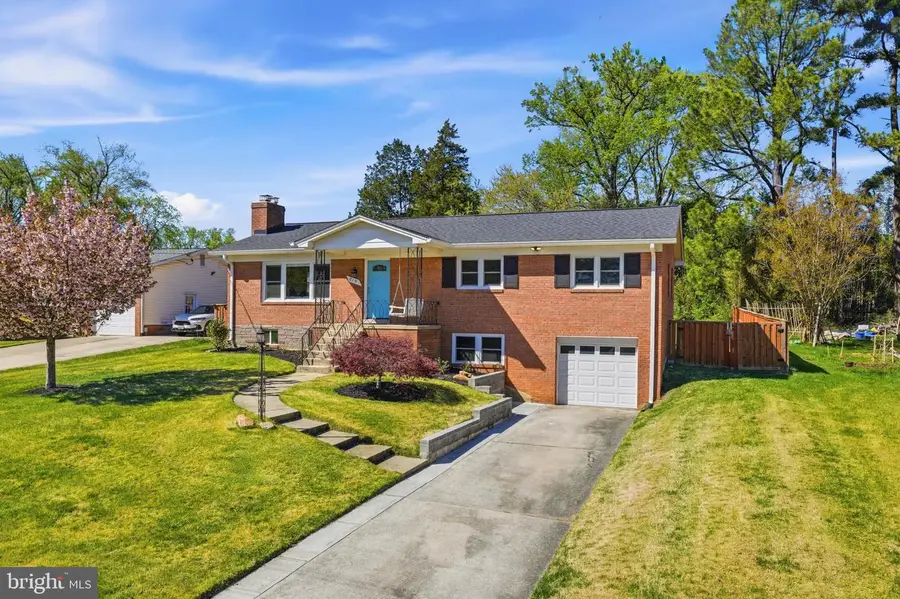 810 Venice Dr, Silver Spring, MD 20904 - #2