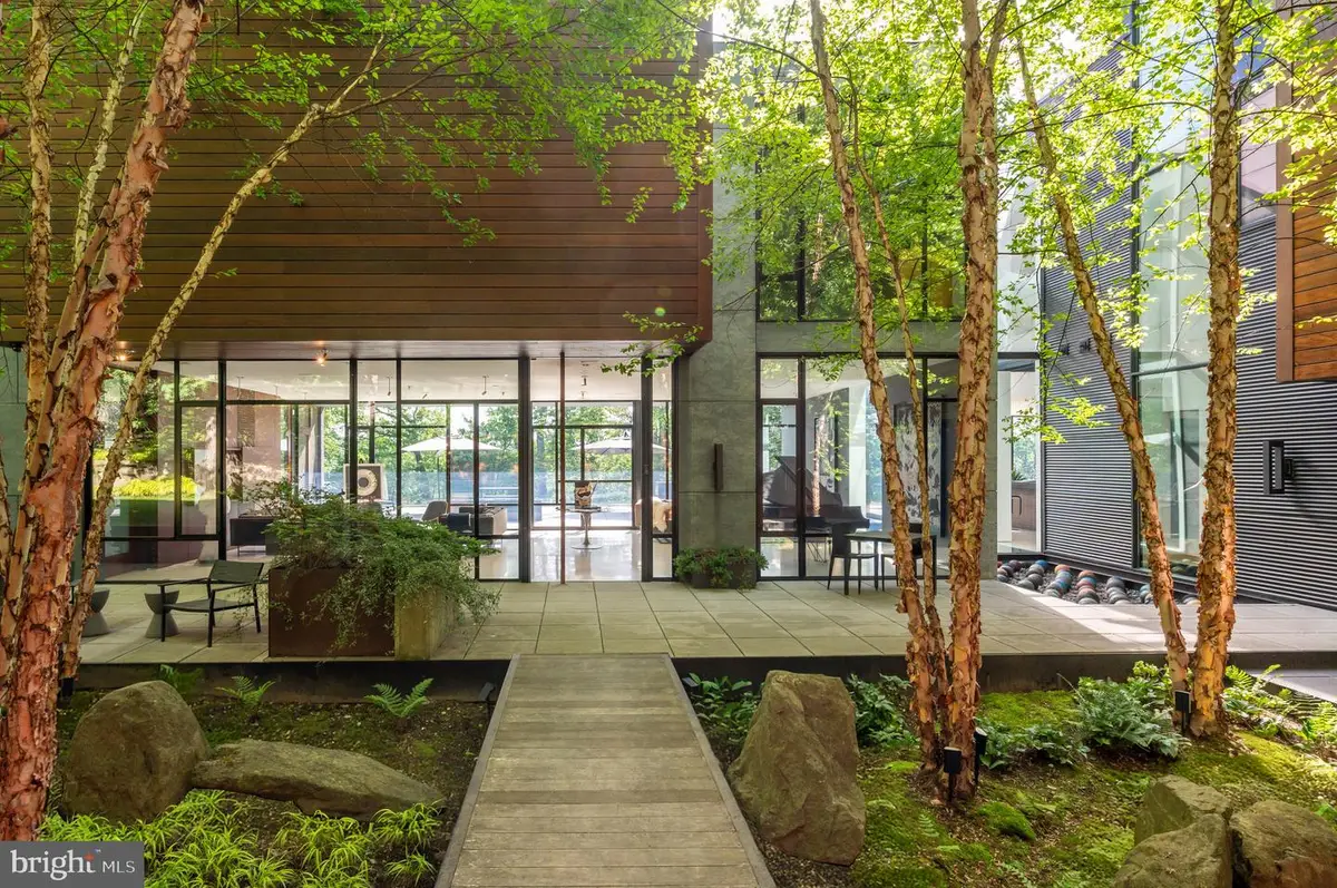 5124 Wissioming Rd, Bethesda, MD 20816 - #1