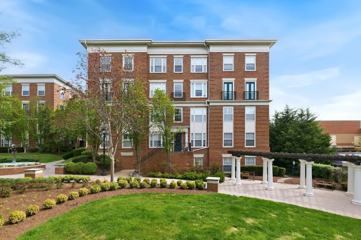 31 Booth St #b55, Gaithersburg, MD 20878 - #1