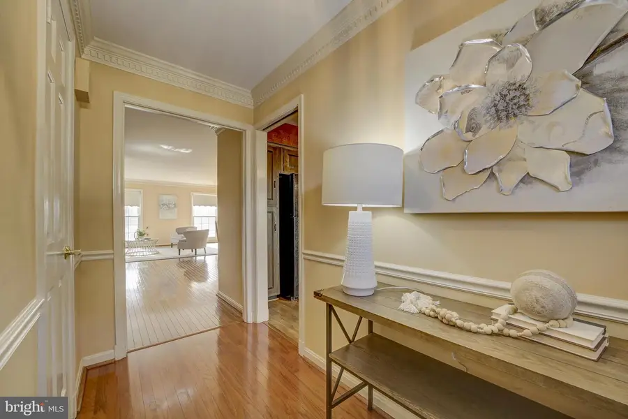 10902 Wickshire Way #f, Rockville, MD 20852 - #2