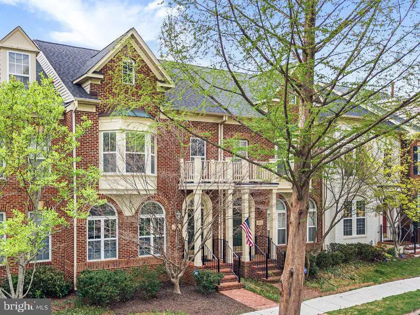 207 Creek Valley Ln, Rockville, MD 20850 - #2