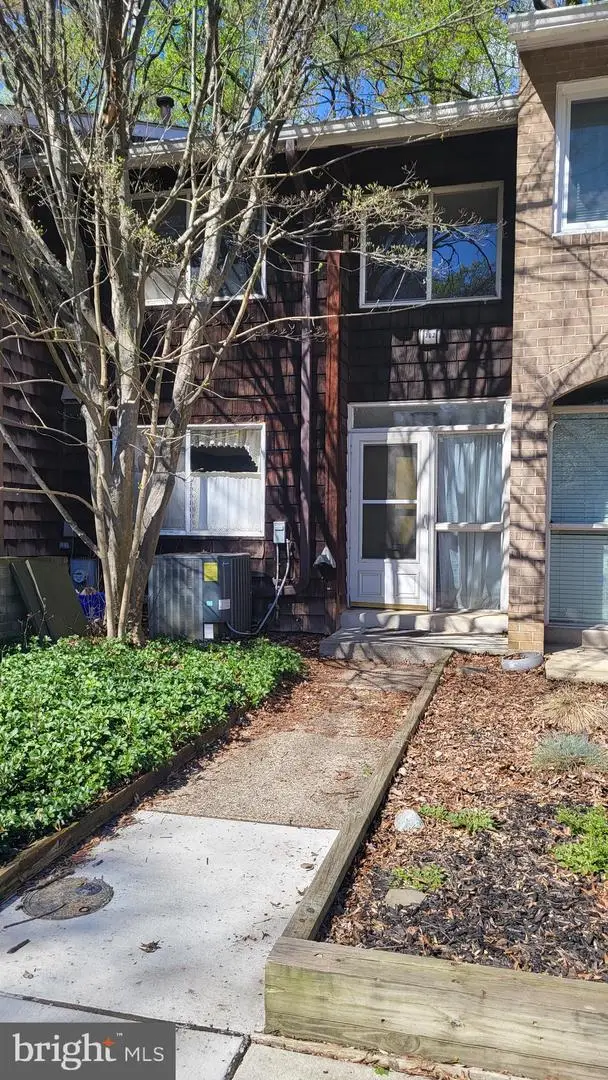 302 New Mark Esplanade, Rockville, MD 20850 - #1