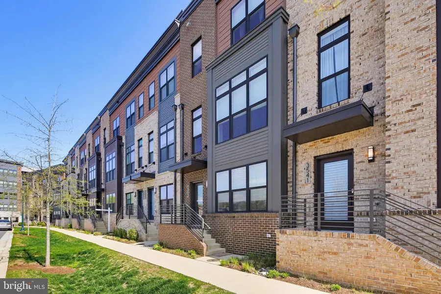 3539 Bellflower Ln, Rockville, MD 20852 - #3