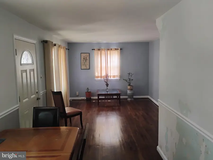 3908 Lantern Dr, Silver Spring, MD 20902 - #2