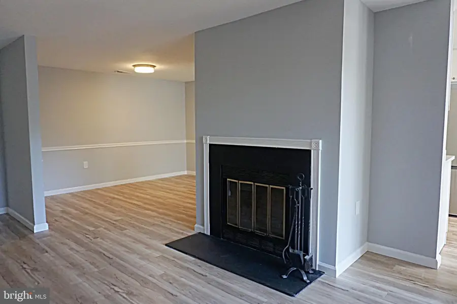 13207 Chalet Dr #104, Germantown, MD 20874 - #3