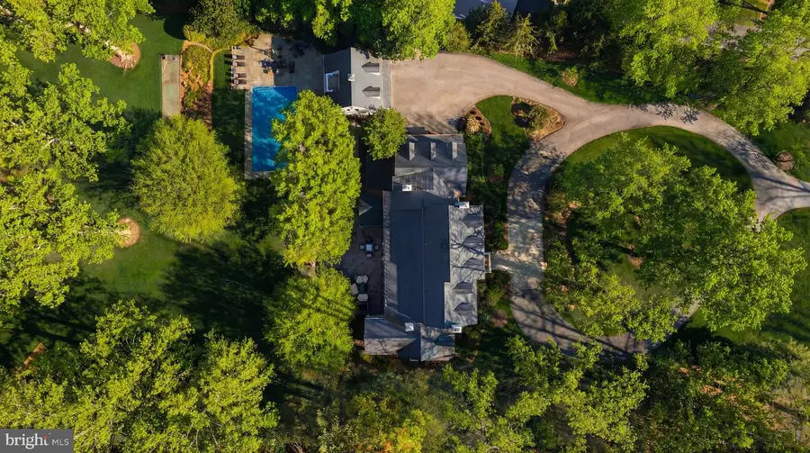 8509 Country Club Dr, Bethesda, MD 20817 - #2