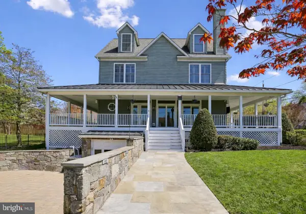 4557 Fairfield Dr, BETHESDA, MD 20814