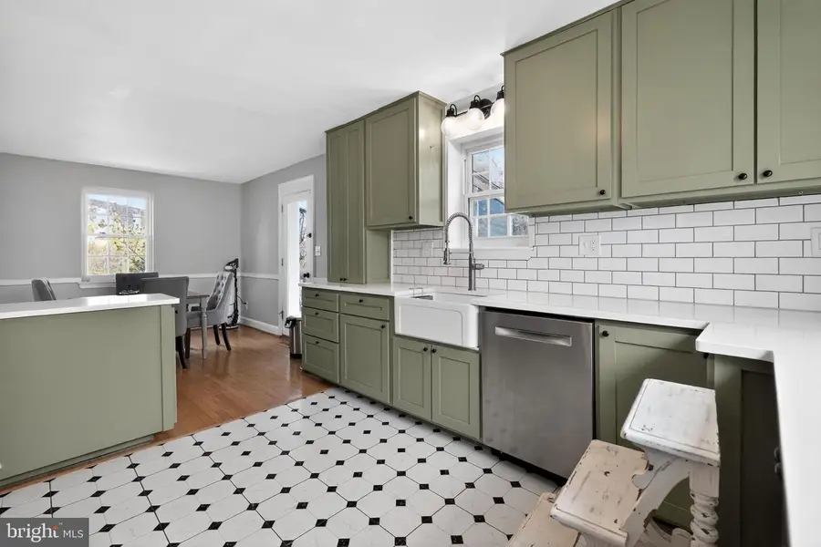 2611 Arvin St, Silver Spring, MD 20902 - #3