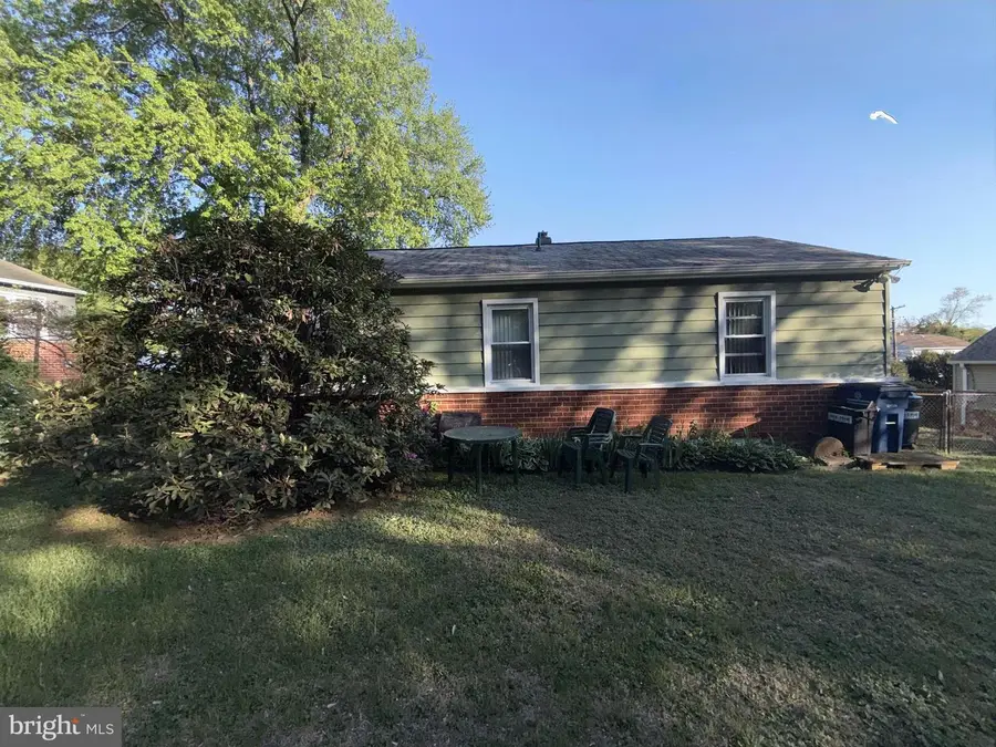 12204 Bluhill Rd, Silver Spring, MD 20902 - #2