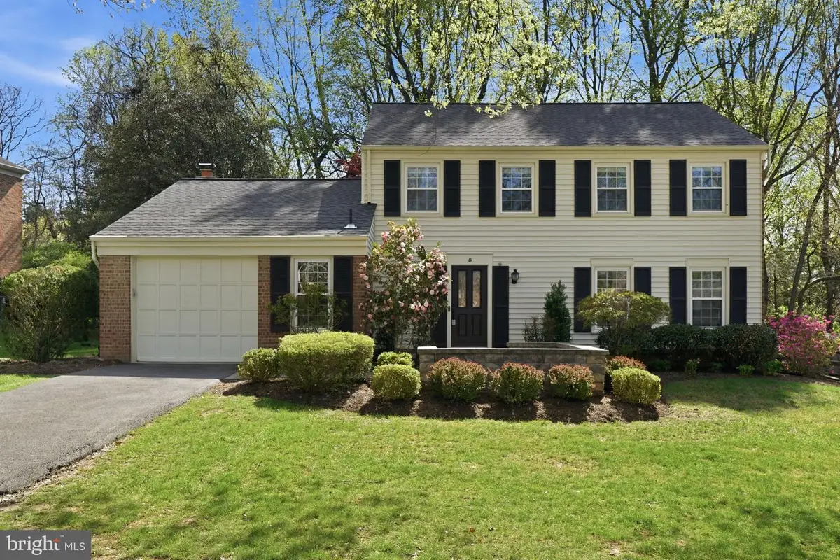 5 Infield Ct S, Potomac, MD 20854 - #1