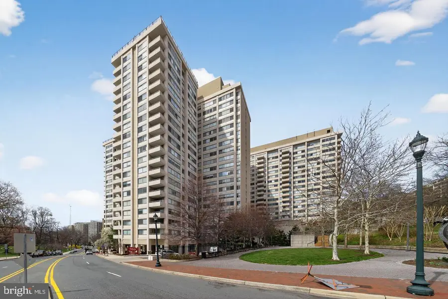 4515 Willard Ave #708s, Chevy Chase, MD 20815 - #2