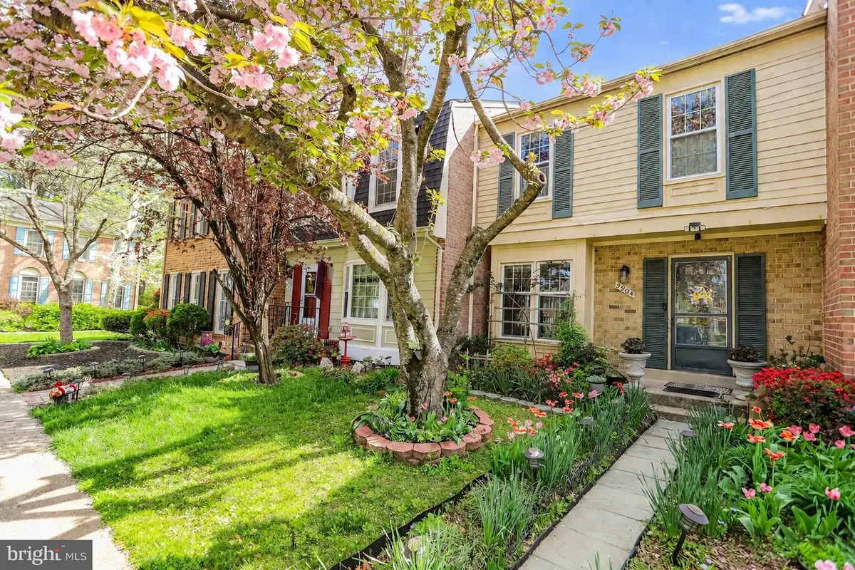 9904 Tambay Ct, Montgomery Village, MD 20886 - #1