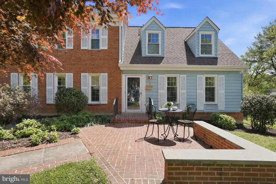 7 Pitt Ct, Rockville, MD 20850 - #2