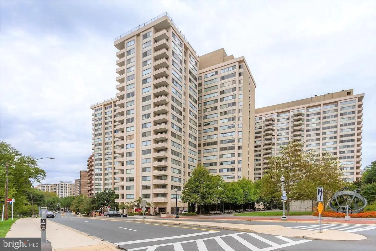 4515 Willard Ave #916s, Chevy Chase, MD 20815 - #1