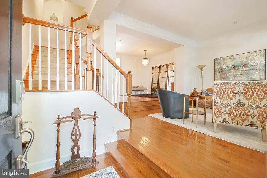 305 Hart Rd, Gaithersburg, MD 20878 - #3