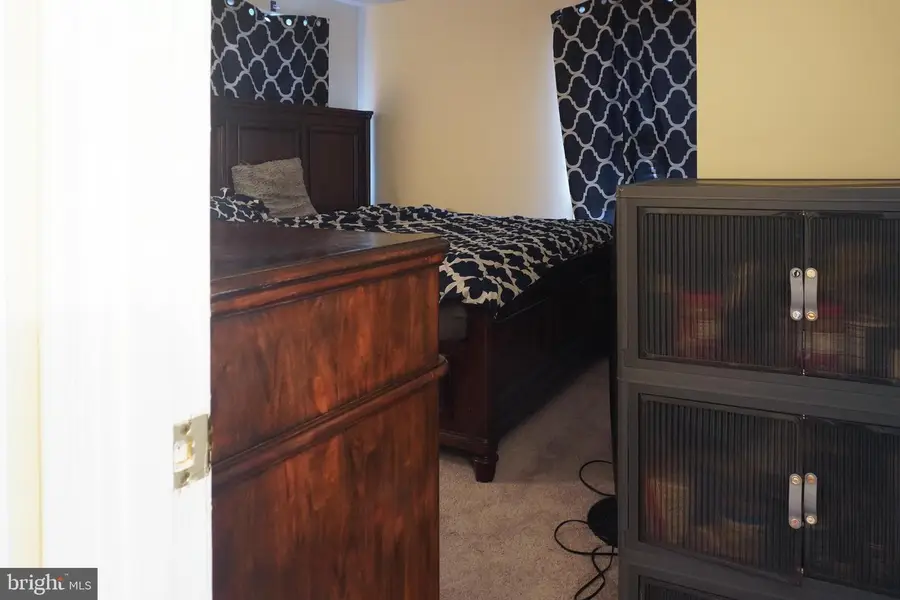 9914 Maple Leaf Dr, Gaithersburg, MD 20886 - #3