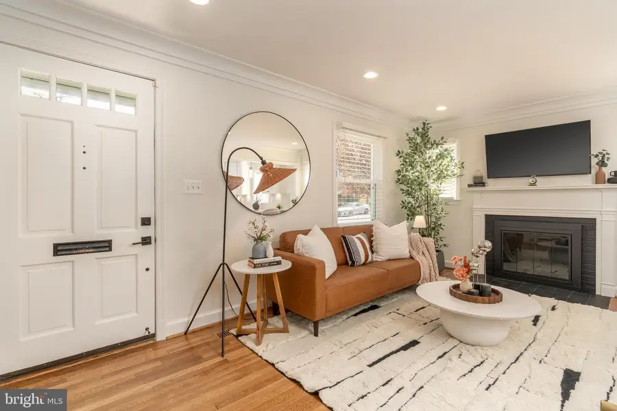 1807 August Dr, Silver Spring, MD 20902 - #3