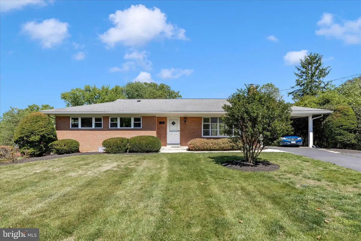 11813 Renick Ln, Silver Spring, MD 20904 - #1