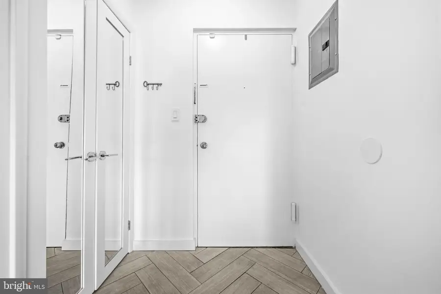 11911 Parklawn Dr #301, Rockville, MD 20852 - #3