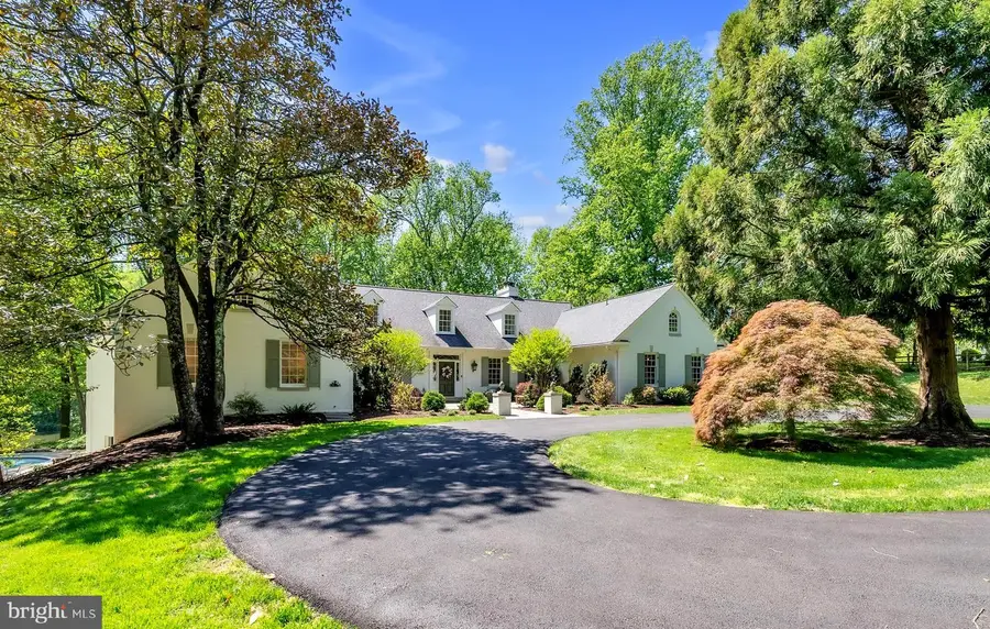 14 Stanmore Ct, Potomac, MD 20854 - #2