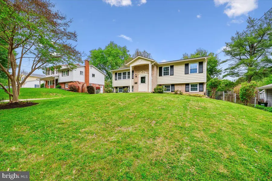 5315 Manorfield Rd, Rockville, MD 20853 - #3