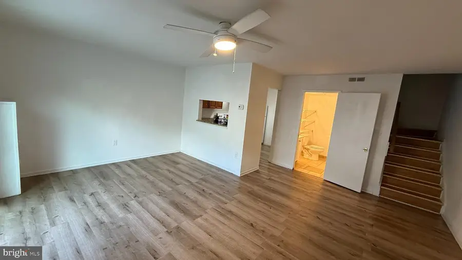 10044 Forest View Pl, Montgomery Village, MD 20886 - #2