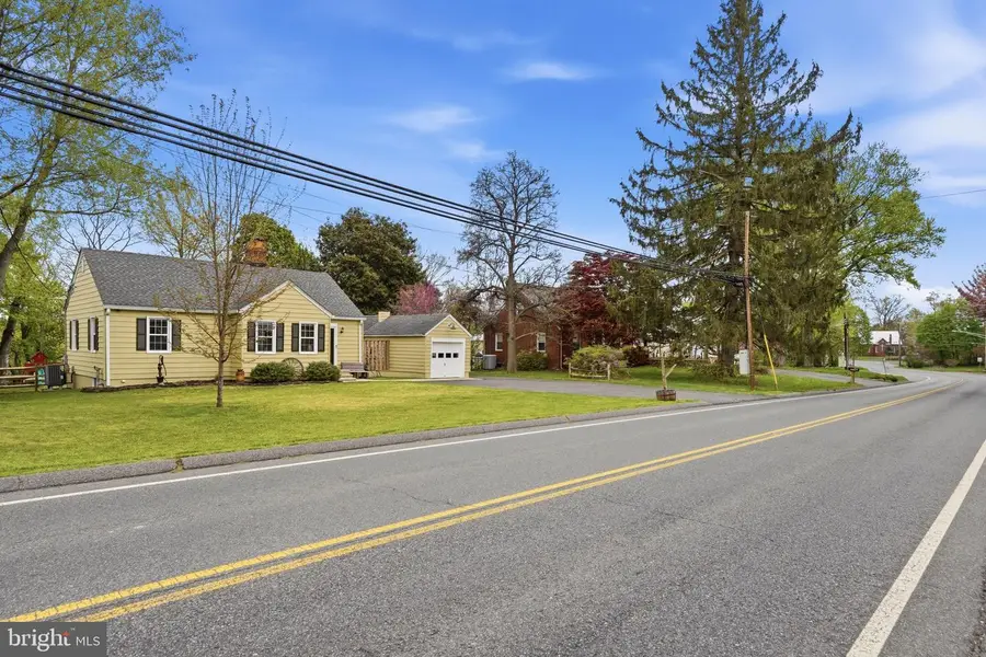 23725 Woodfield Rd, Gaithersburg, MD 20882 - #3