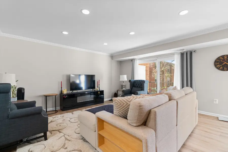 838 Quince Orchard Blvd #102, Gaithersburg, MD 20878 - #3