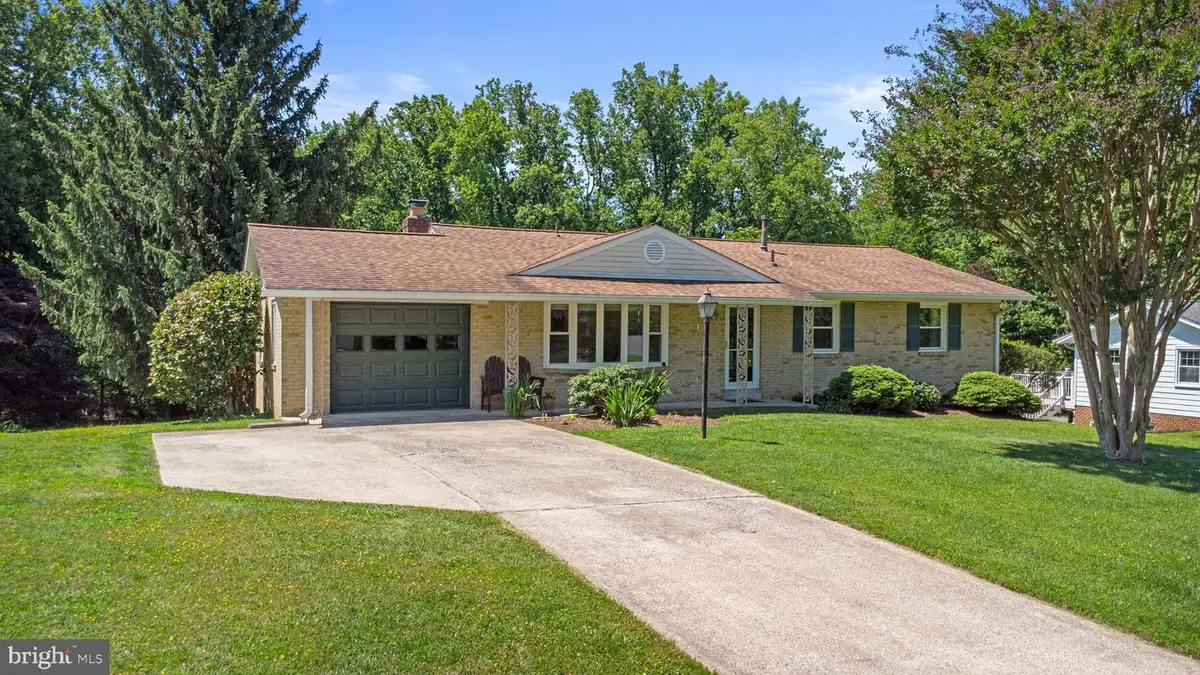 9008 Edgewood Dr, Gaithersburg, MD 20877 - #1
