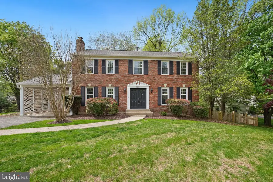 16528 George Washington Dr, Rockville, MD 20853 - #2