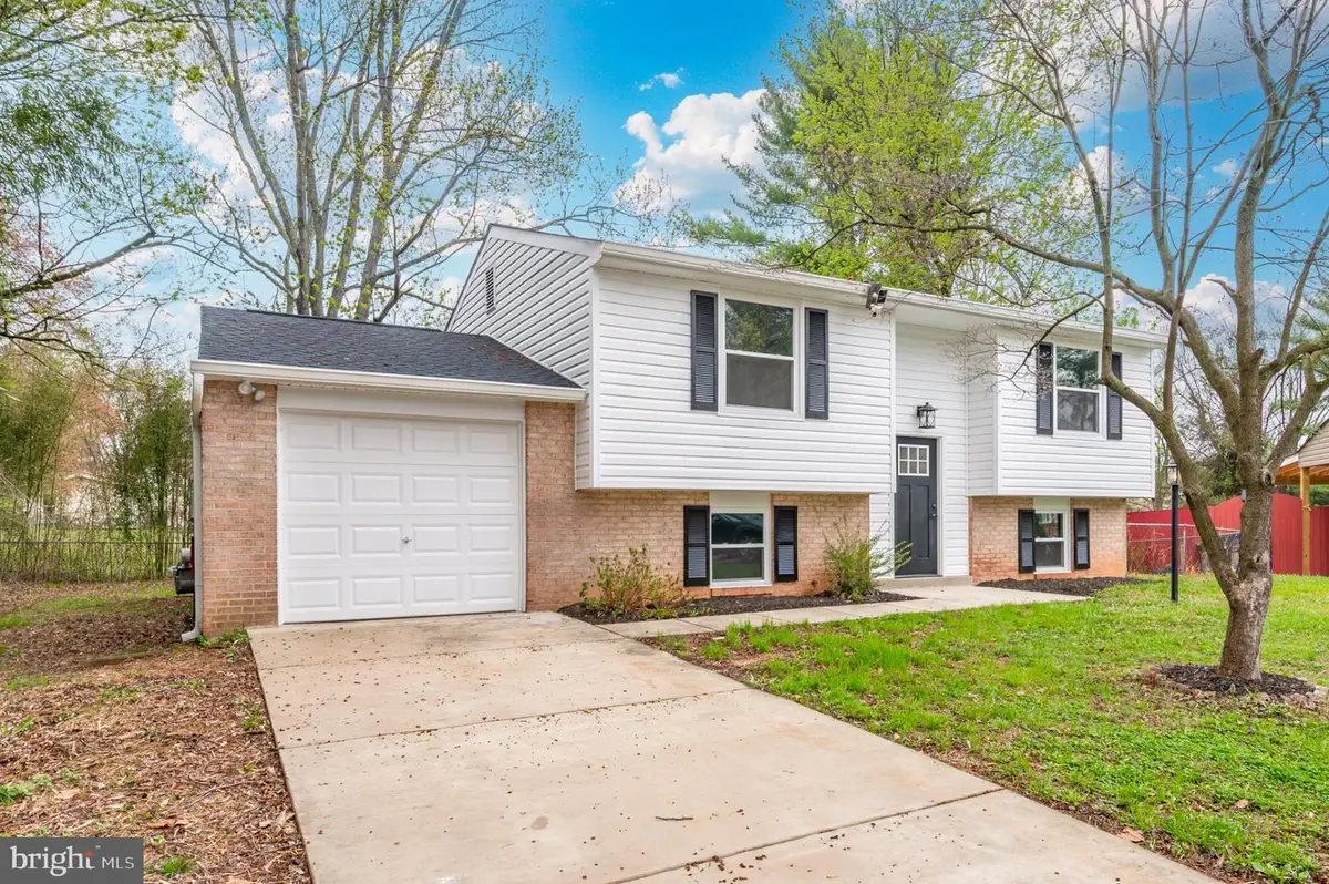 11605 Kings Arrow Ct, Germantown, MD 20876 - #1